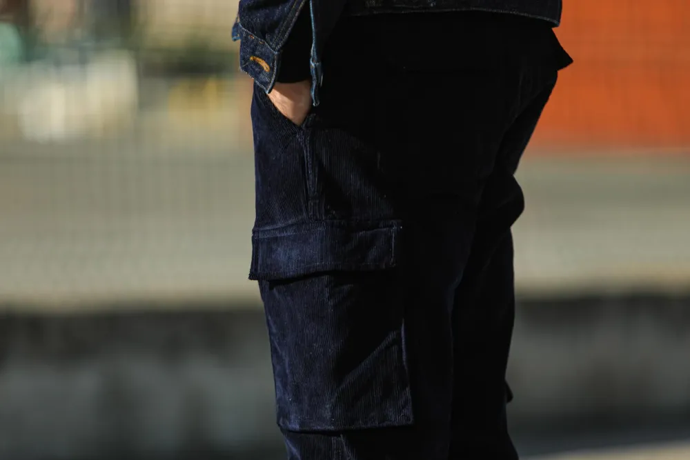 Drapeau Noir Cargo Pants Velours Marine Store