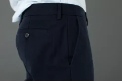 Drapeau Noir Chino Twill Italien - Coupe ajustée Marine Hot