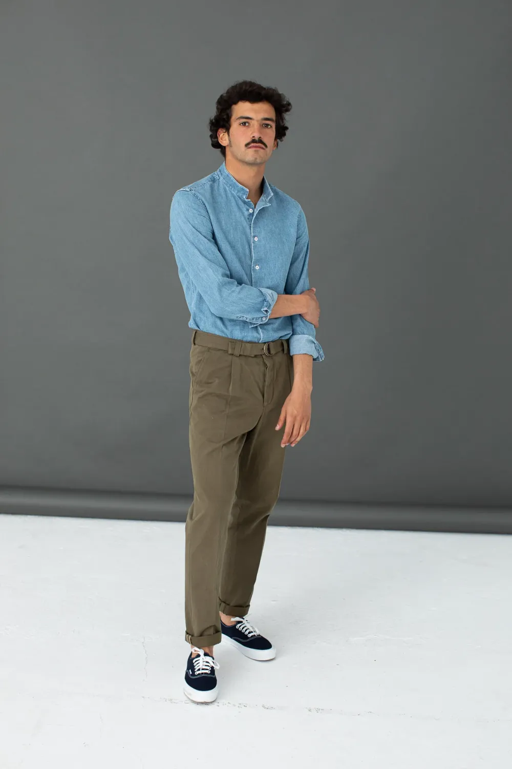 Drapeau Noir Chino Militaire à Pince Khaki Shop