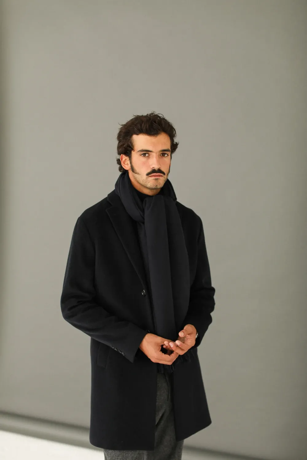 Drapeau Noir Echarpe Oversize Lambswool Marine Navy Clearance