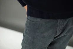 Drapeau Noir Jean Velours Gris Sale