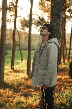 Drapeau Noir Parka Classique Imperméable Beige Flash Sale