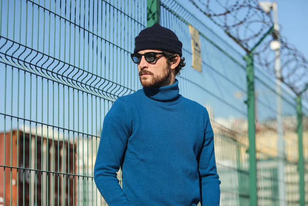Drapeau Noir Pull Col Roulé Laine d'Agneau Bleu Bleu Électrique Fashion